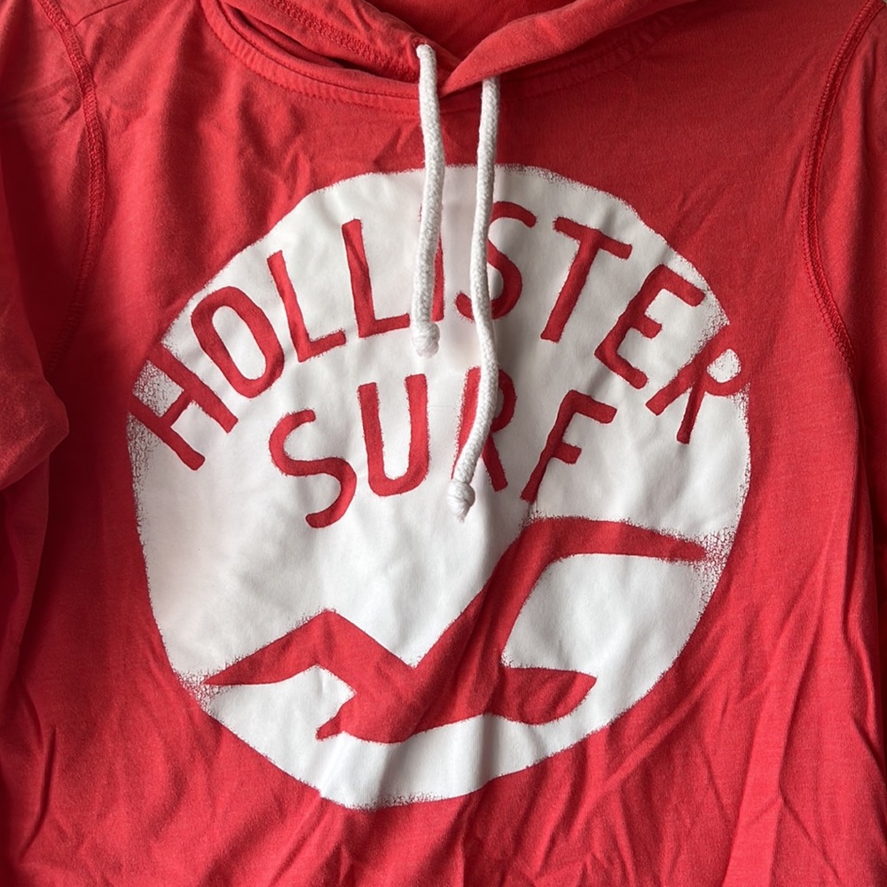 Hollister long sleeve with a hood - Picture 2 of 7